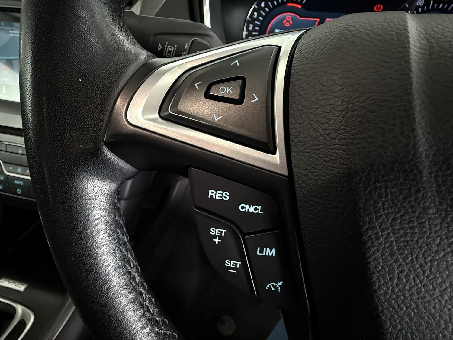 Used Ford Mondeo 2019 for sale - 77243468: Photo 14