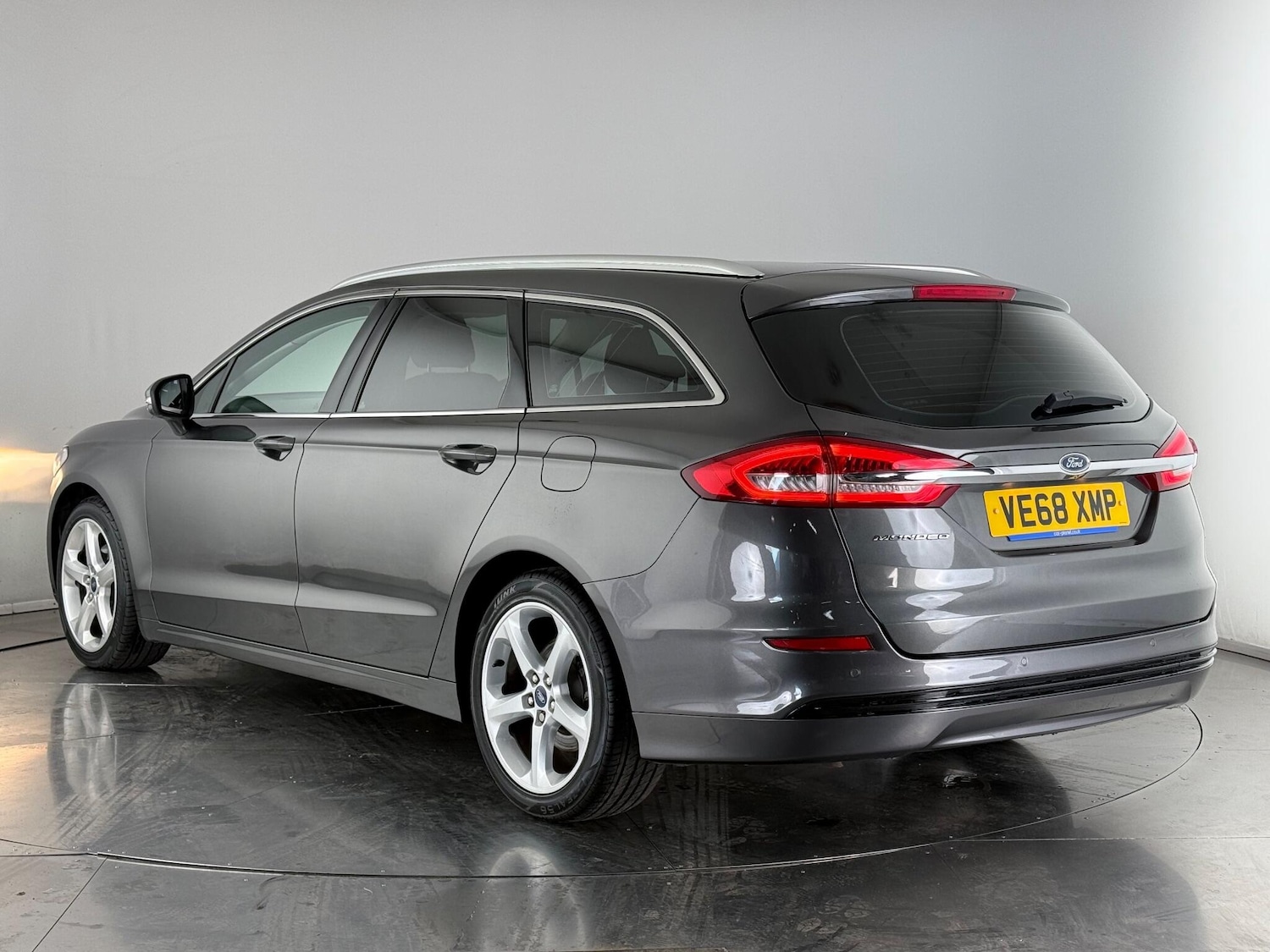 Used Ford Mondeo 2019 for sale - 77243468: Photo 4