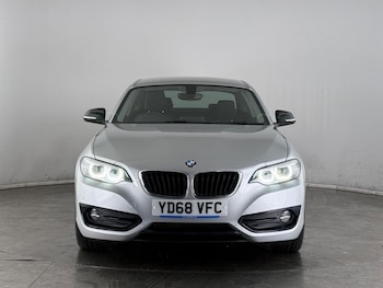 Used BMW 2 Series 2018 for sale - 77371852: Photo
