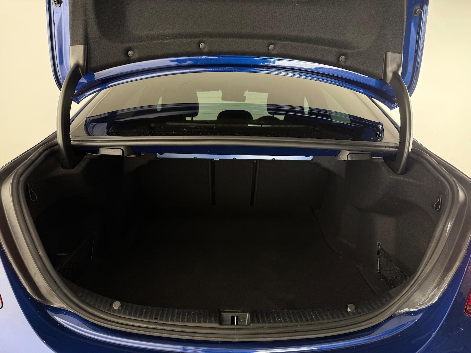 Used Mercedes-Benz C Class 2019 for sale - 76466788: Photo 12