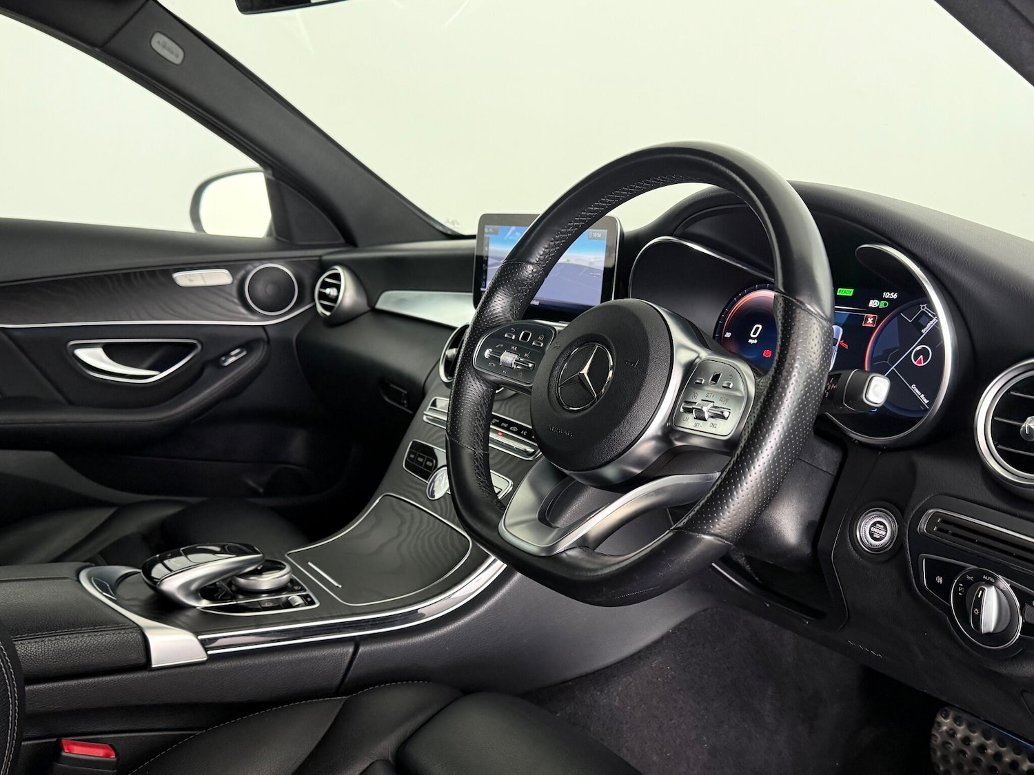 Used Mercedes-Benz C Class 2019 for sale - 76466788: Photo 24