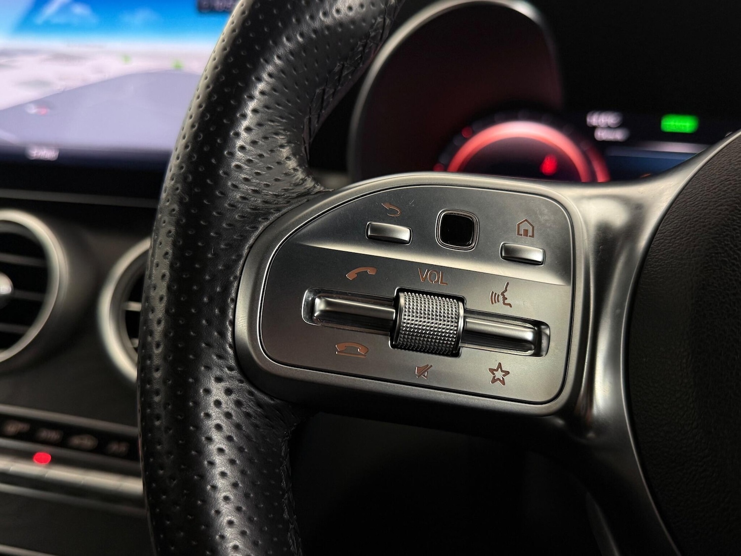 Used Mercedes-Benz C Class 2019 for sale - 76466788: Photo 25