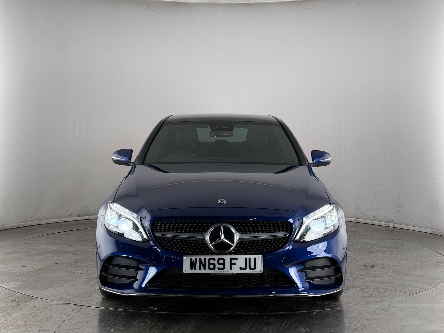 Used Mercedes-Benz C Class 2019 for sale - 76466788: Photo 3