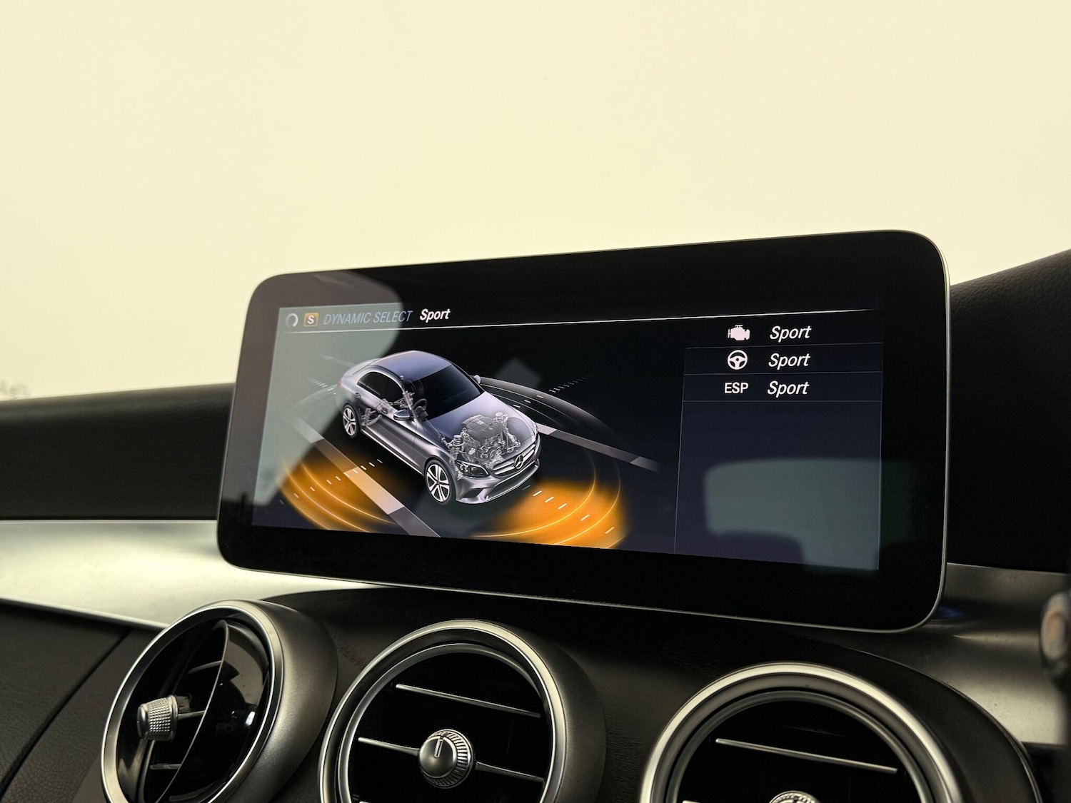 Used Mercedes-Benz C Class 2019 for sale - 76466788: Photo 33