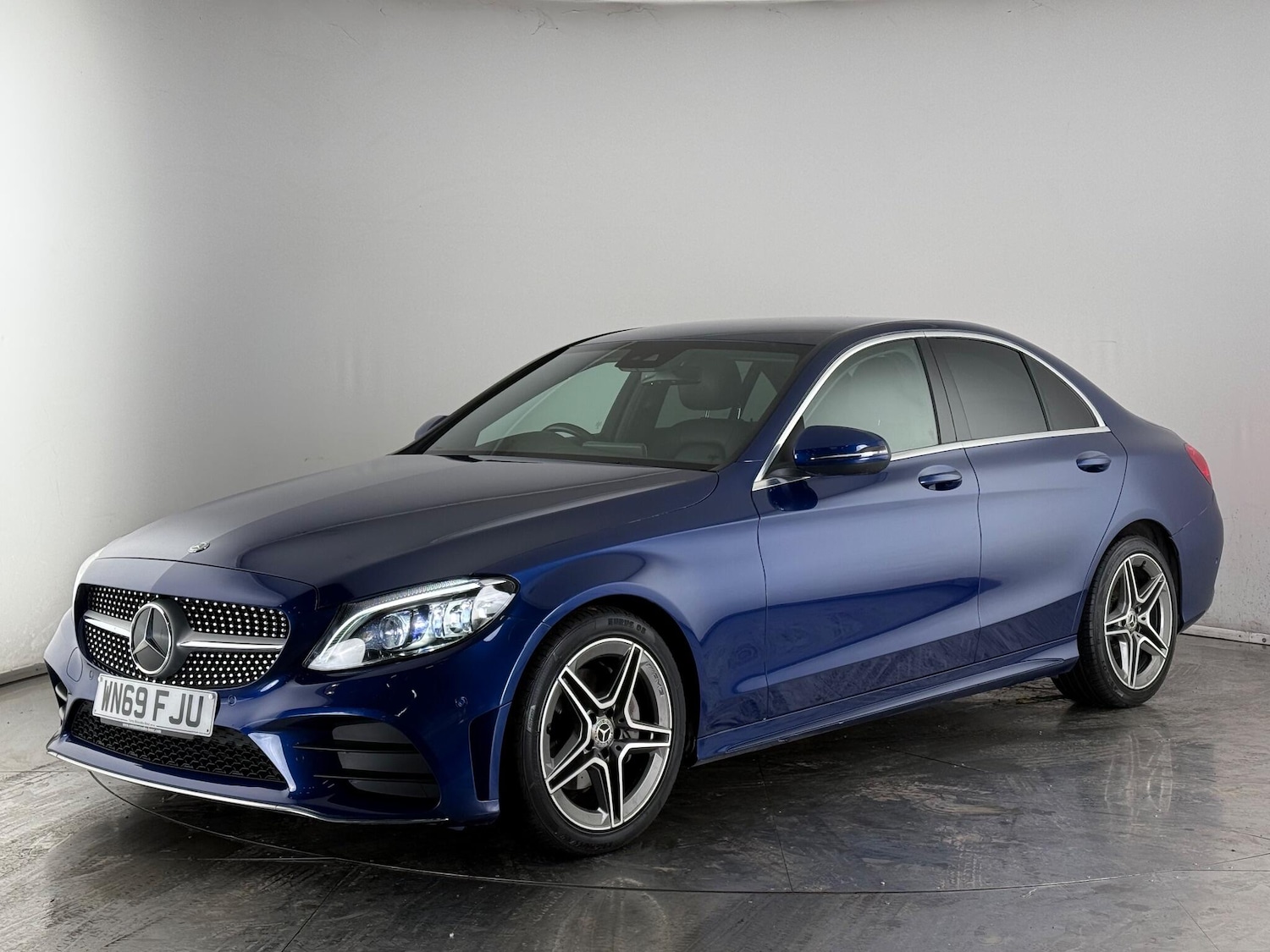 Used Mercedes-Benz C Class 2019 for sale - 76466788: Photo 4