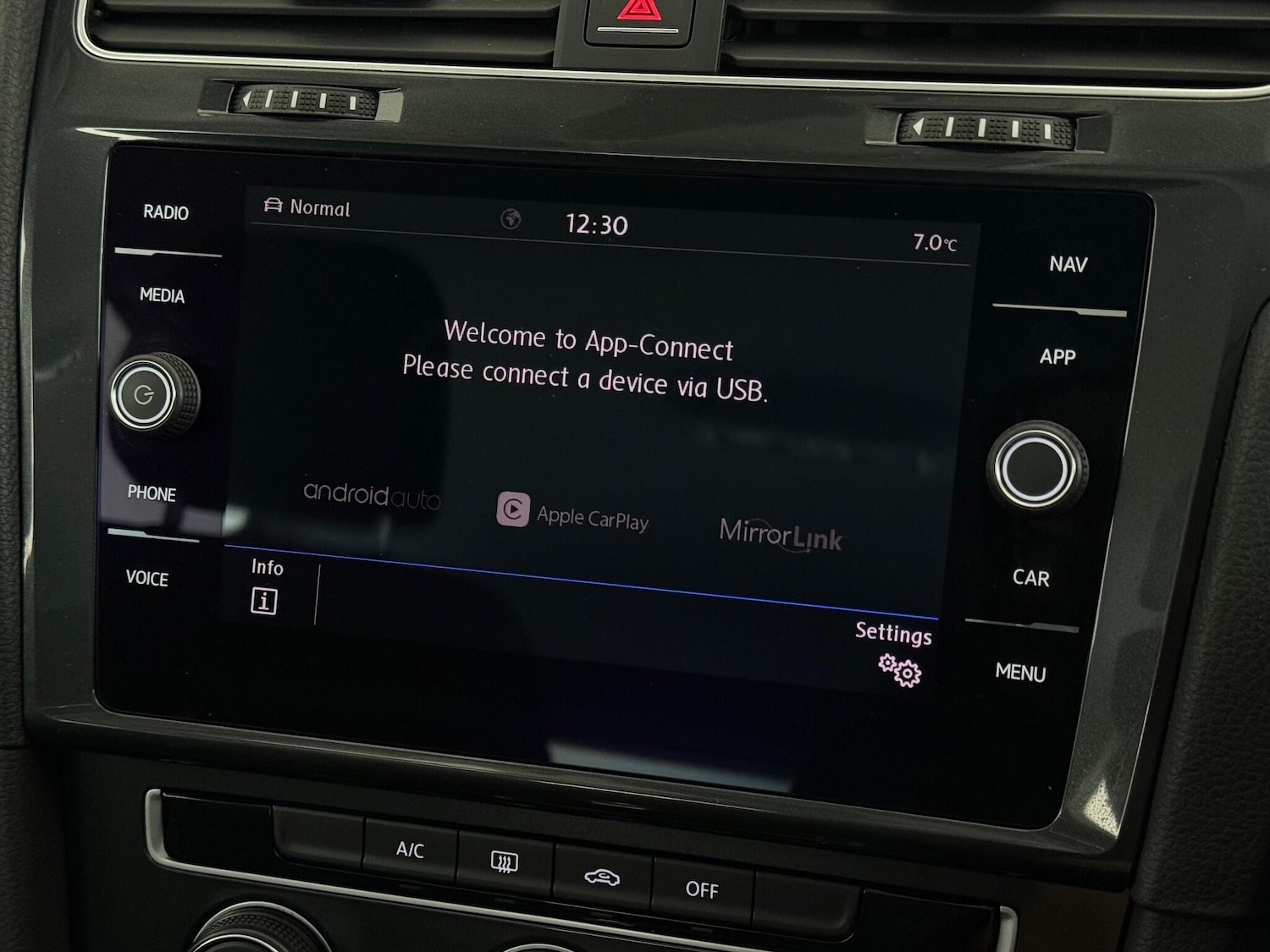 Used Volkswagen Golf 2018 for sale - 77182454: Photo 24