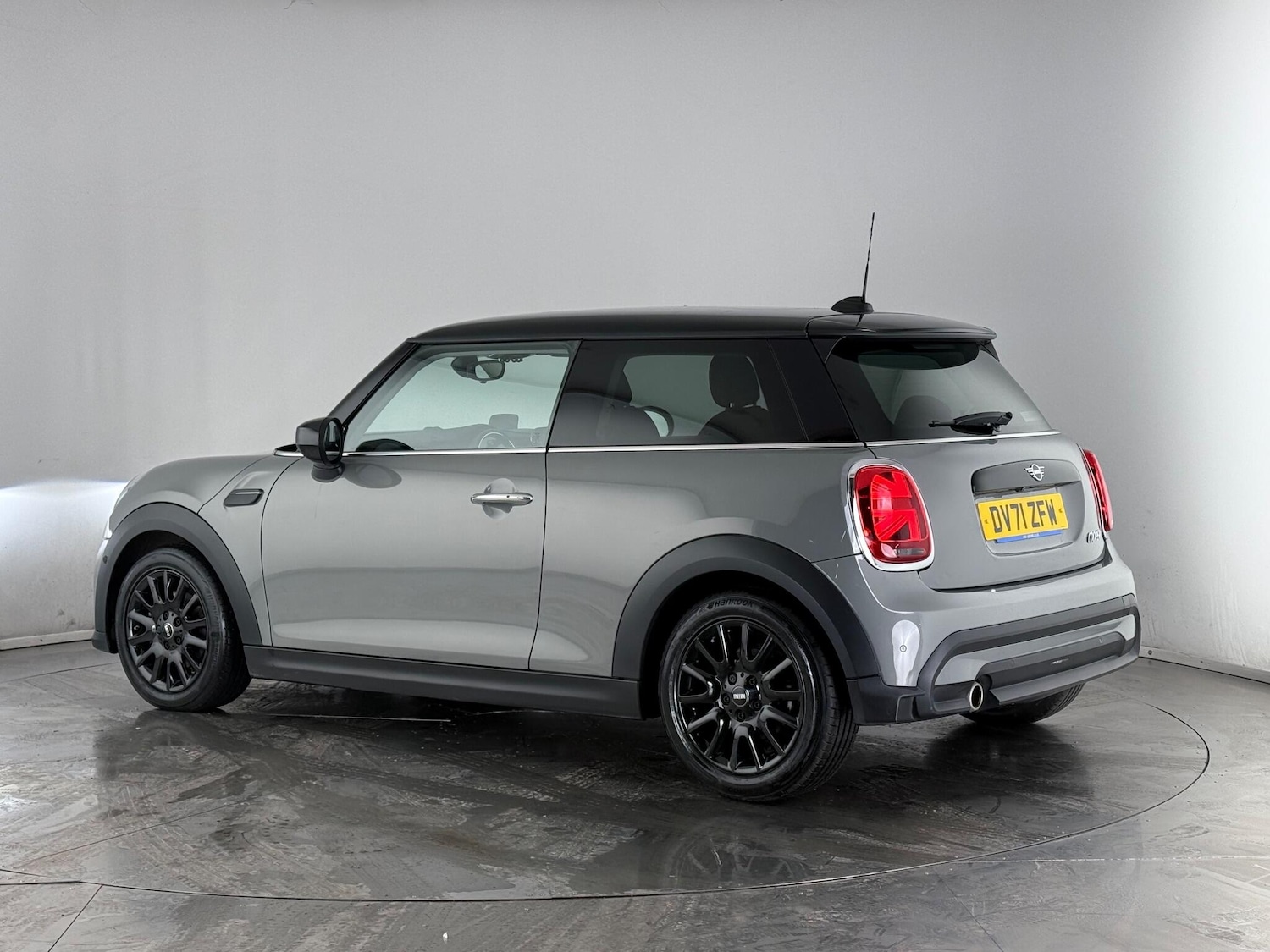 Used MINI Hatch 2021 for sale - 77182449: Photo 3