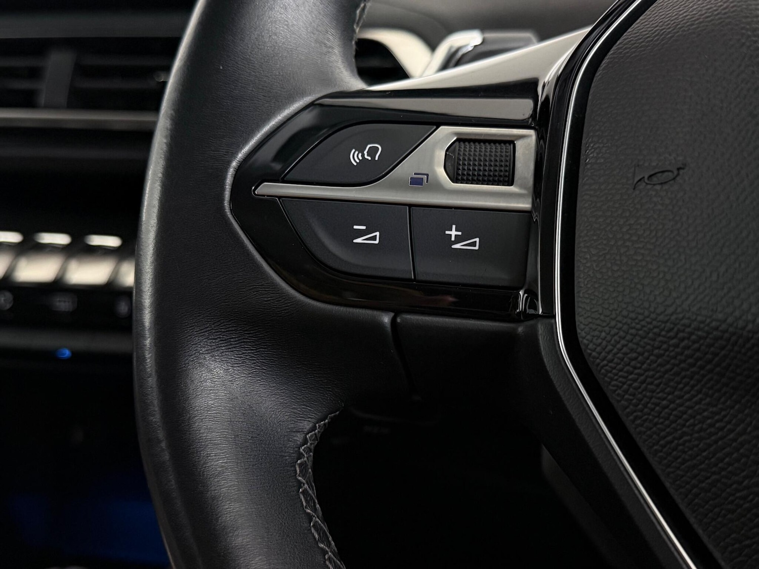 Used Peugeot 3008 2022 for sale - 76466835: Photo 23