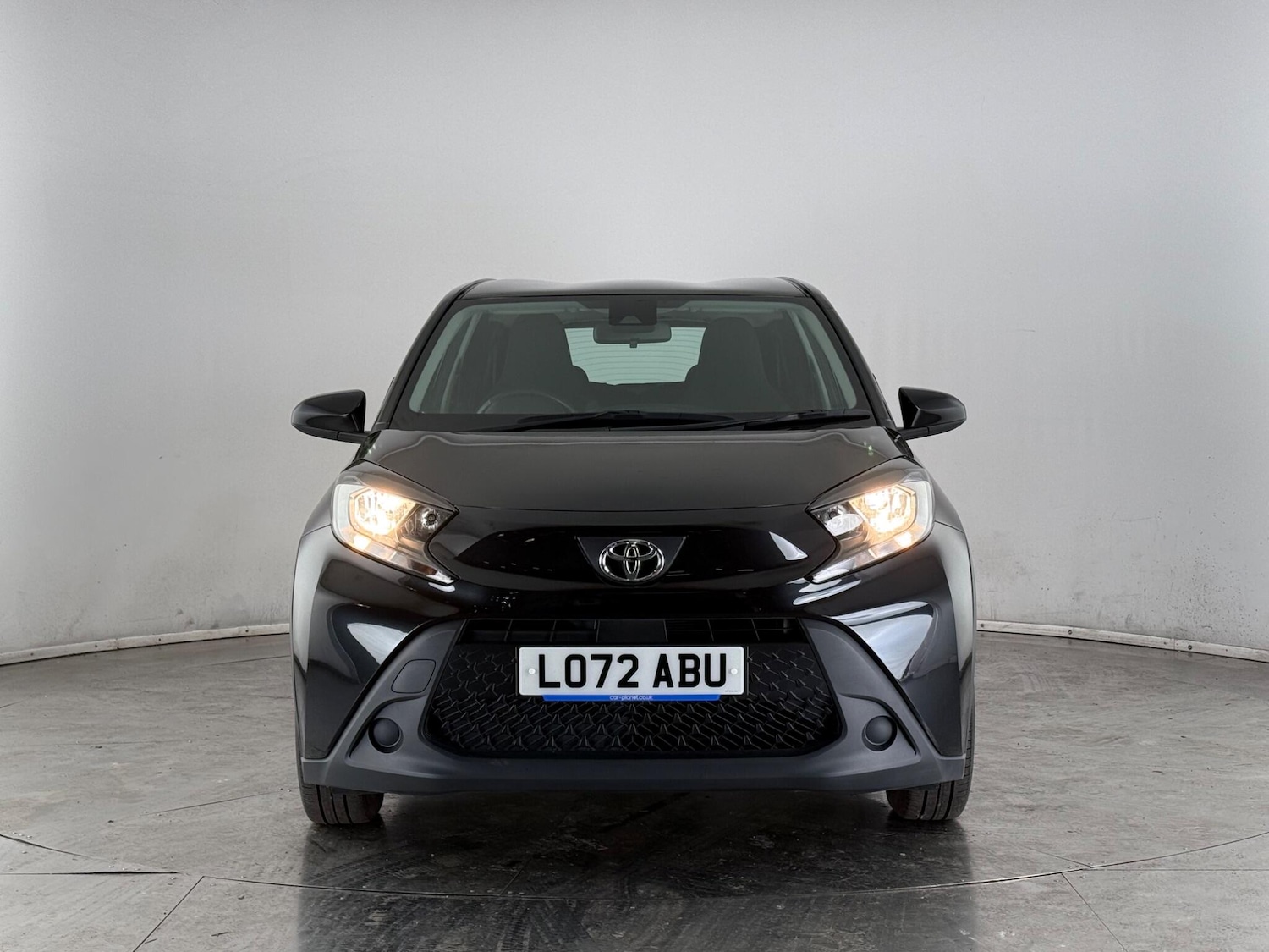 Used Toyota Aygo X 2022 for sale - 77672110: Photo 2