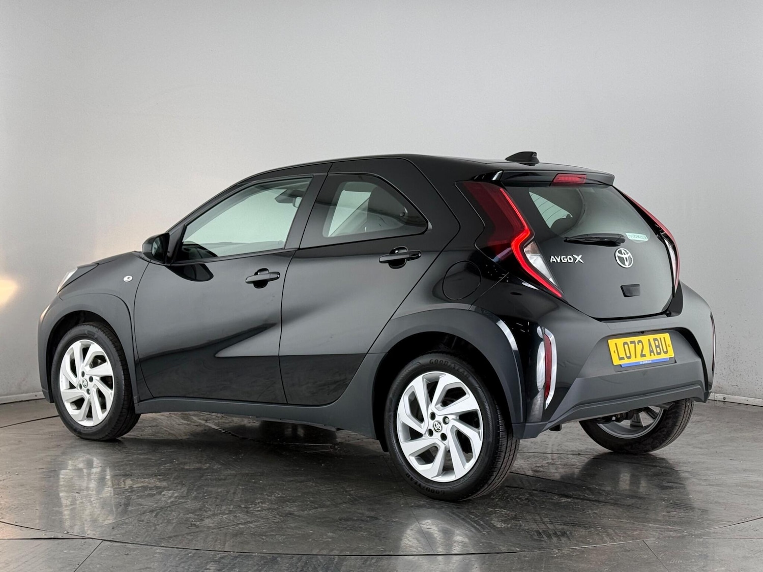 Used Toyota Aygo X 2022 for sale - 77672110: Photo 4
