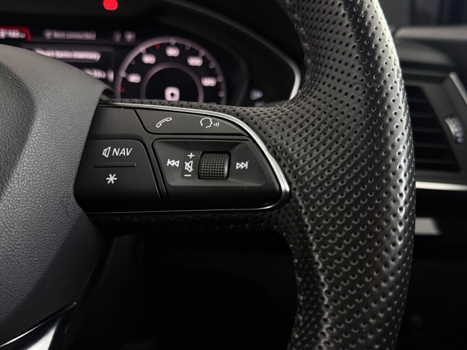 Used Audi Q5 2019 for sale - 77182689: Photo 24