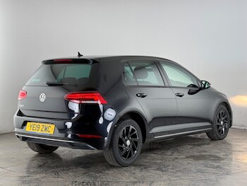 Used Volkswagen Golf 2019 for sale - 77809305: Photo