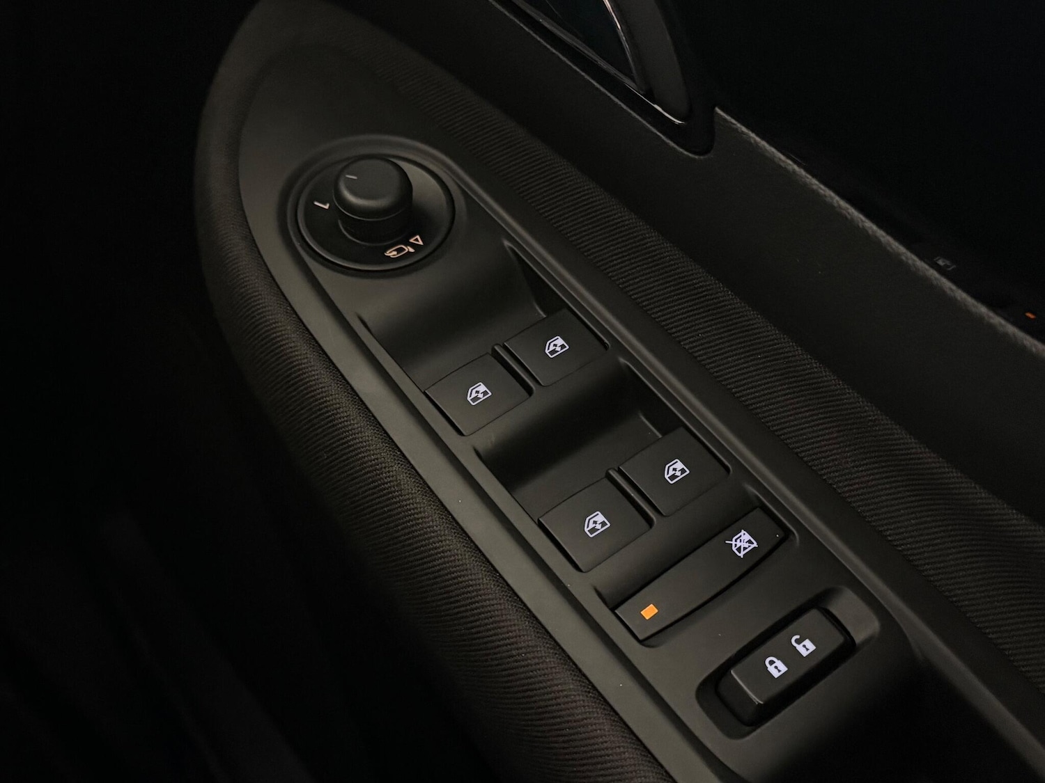 Used Vauxhall Mokka X 2017 for sale - 77260307: Photo 22