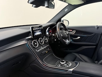 Used Mercedes-Benz GLC 2018 for sale - 77854395: Photo