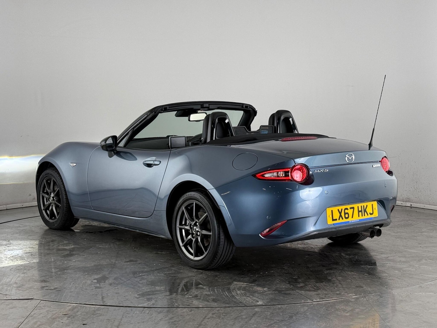 Used Mazda MX-5 2017 for sale - 77246776: Photo 4