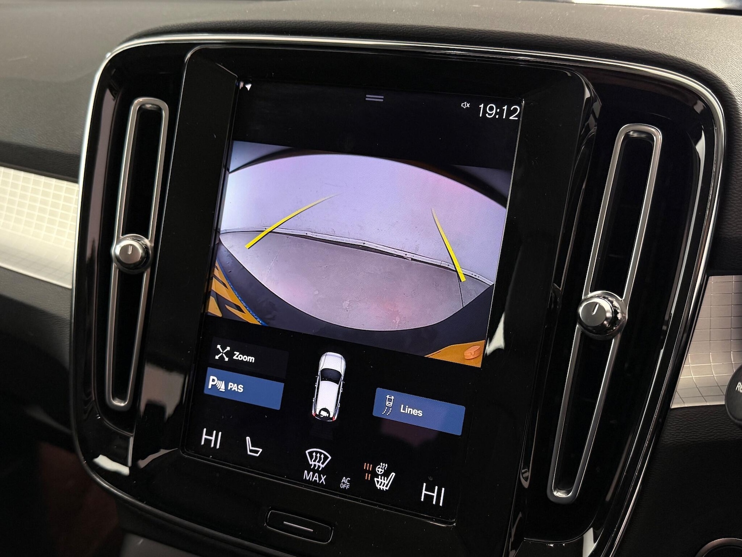 Used Volvo XC40 2021 for sale - 77221691: Photo 26