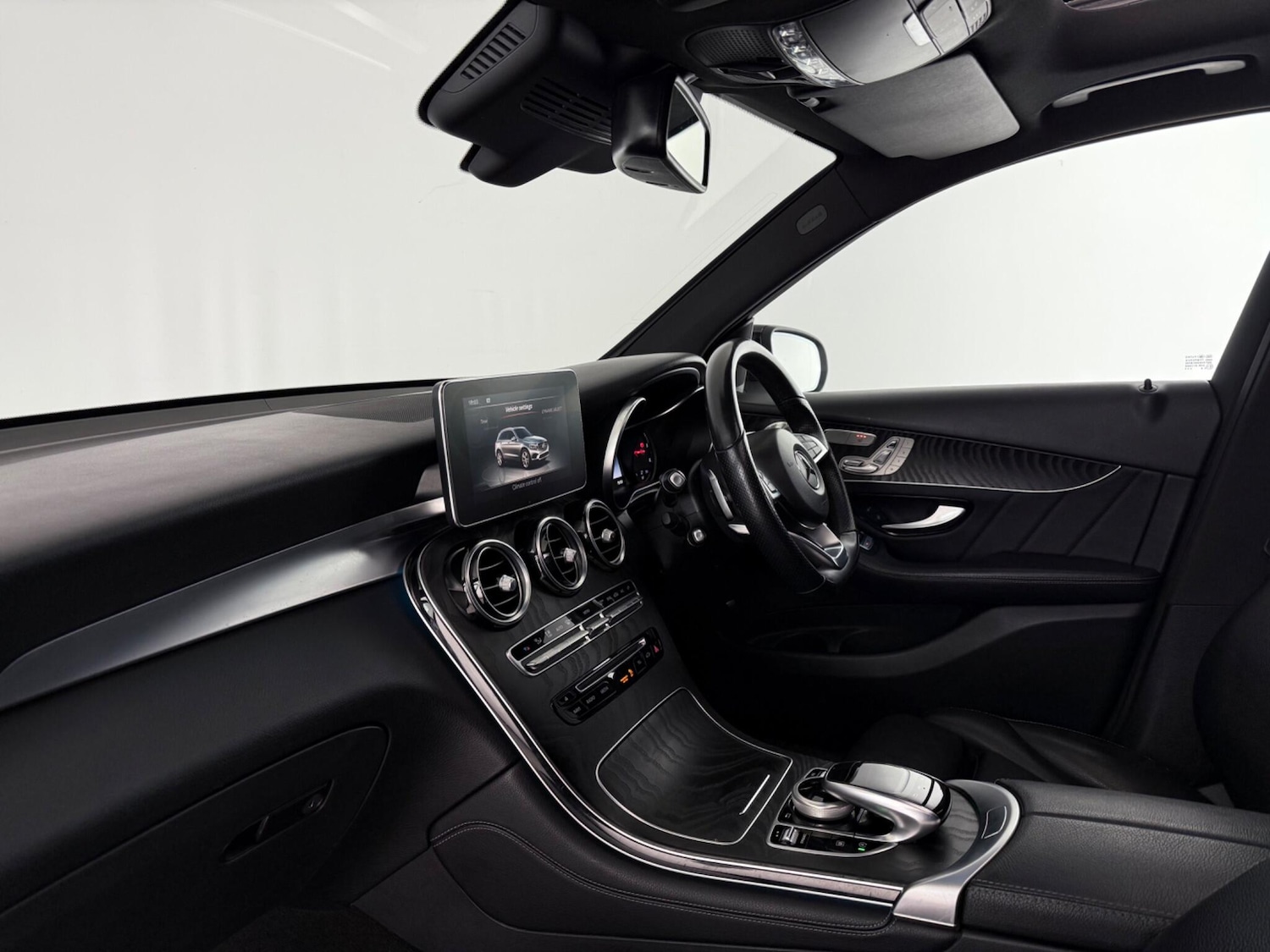 Used Mercedes-Benz GLC 2018 for sale - 77260073: Photo 14