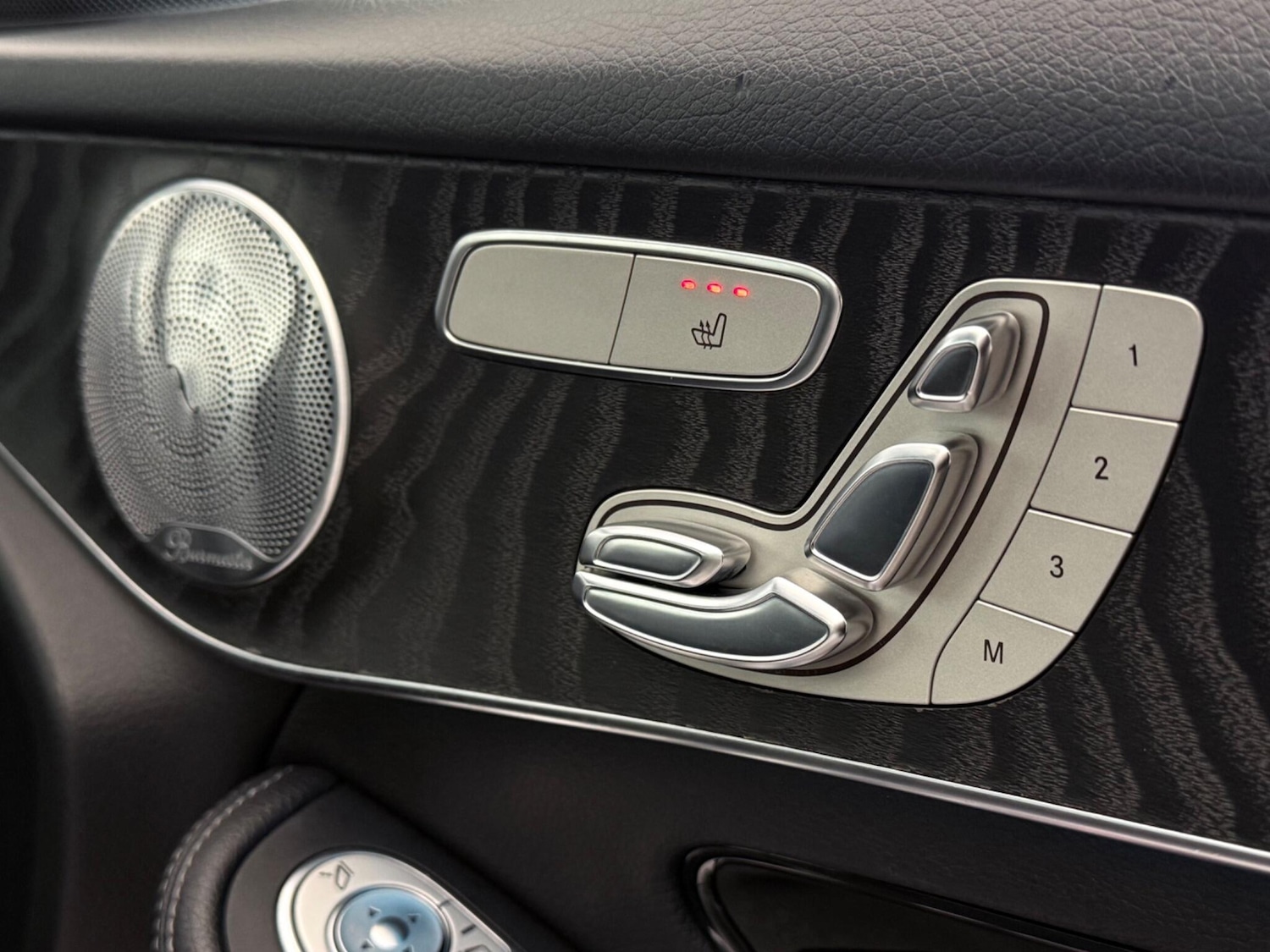 Used Mercedes-Benz GLC 2018 for sale - 77260073: Photo 26