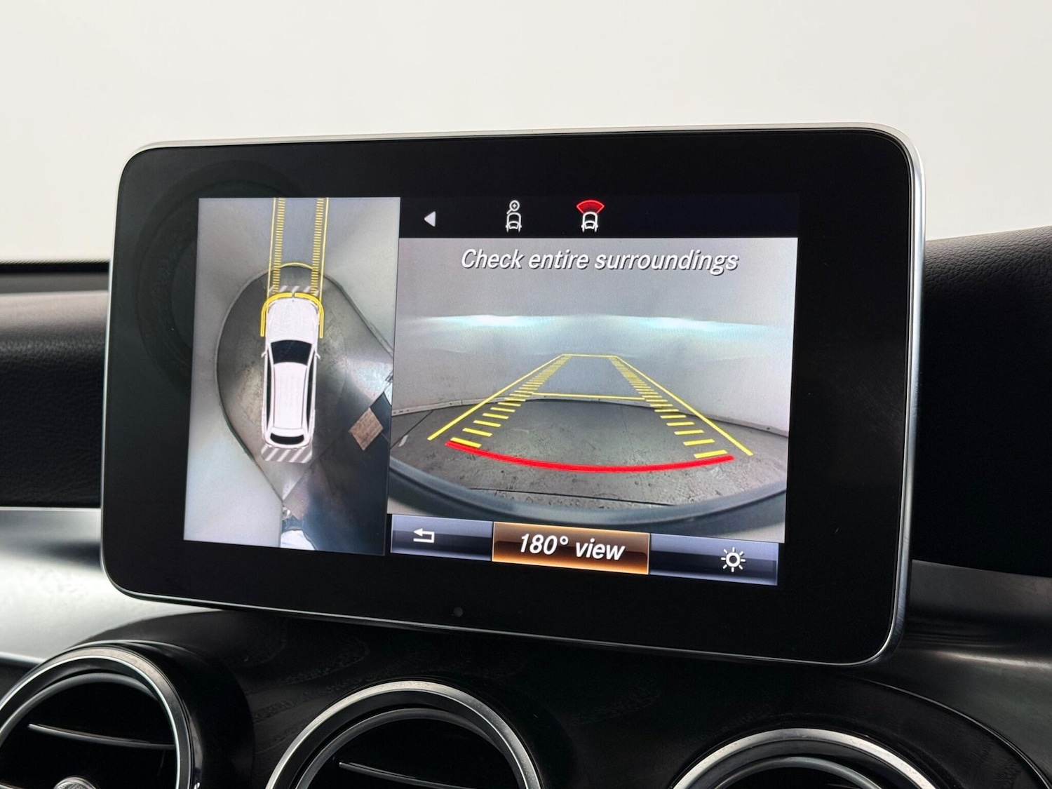 Used Mercedes-Benz GLC 2018 for sale - 77260073: Photo 28