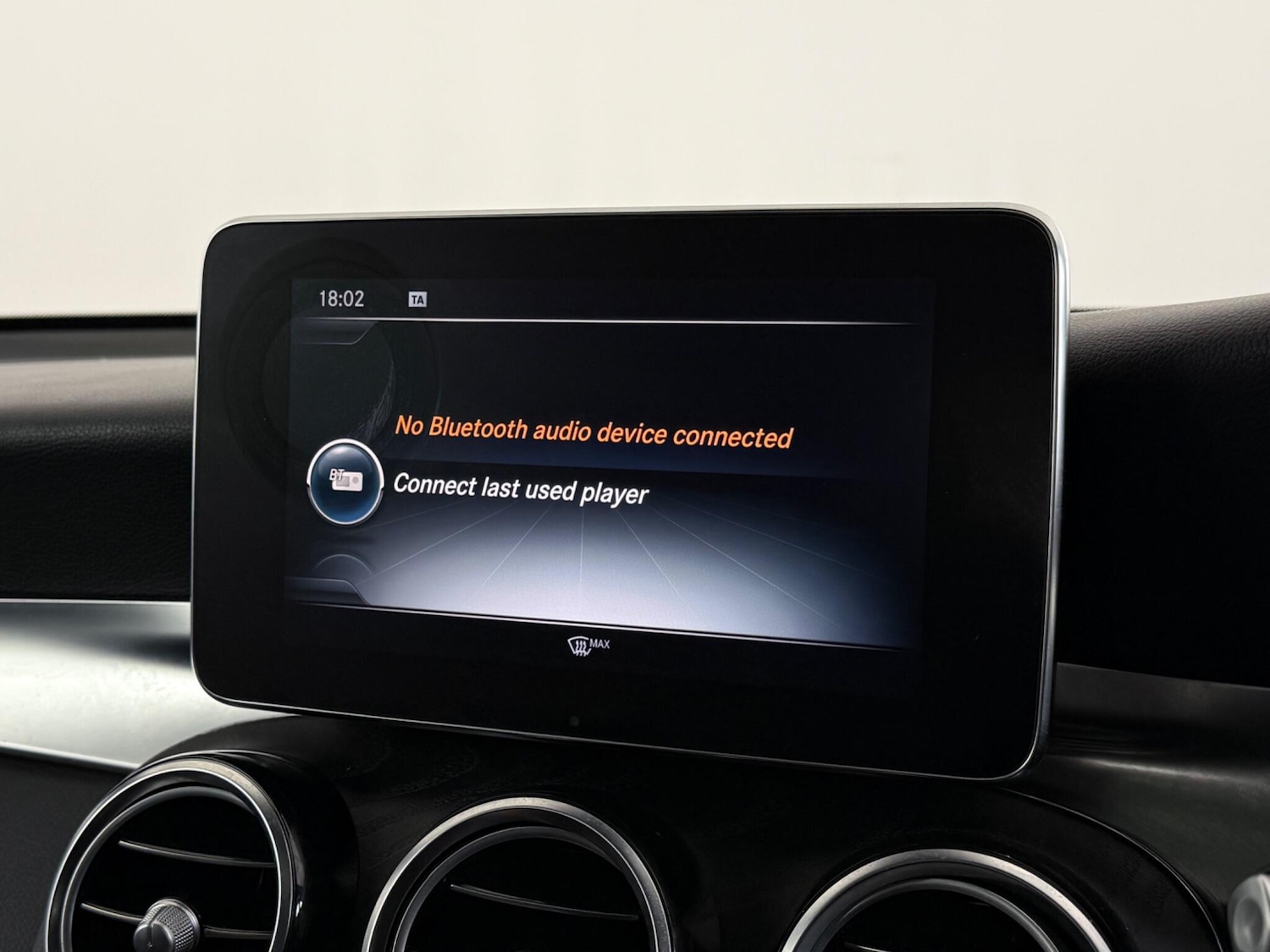 Used Mercedes-Benz GLC 2018 for sale - 77260073: Photo 32