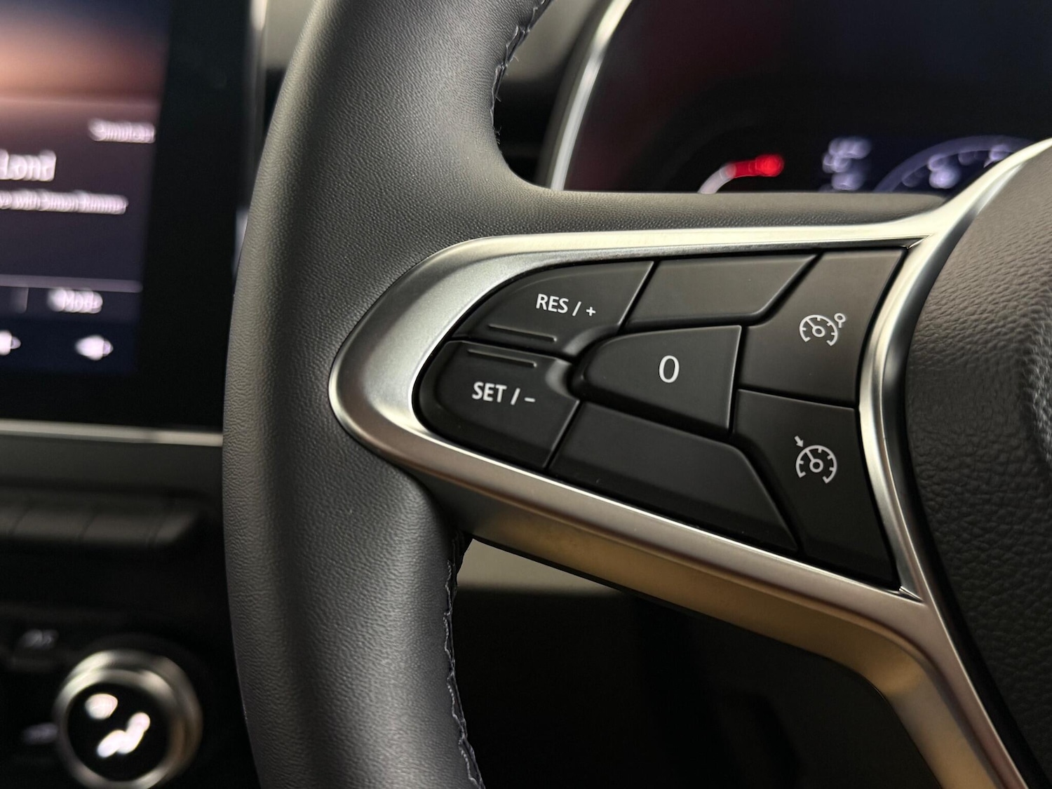 Used Renault Clio 2021 for sale - 76466836: Photo 23