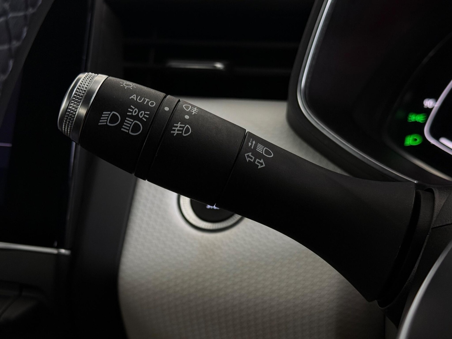 Used Renault Clio 2021 for sale - 76466836: Photo 25