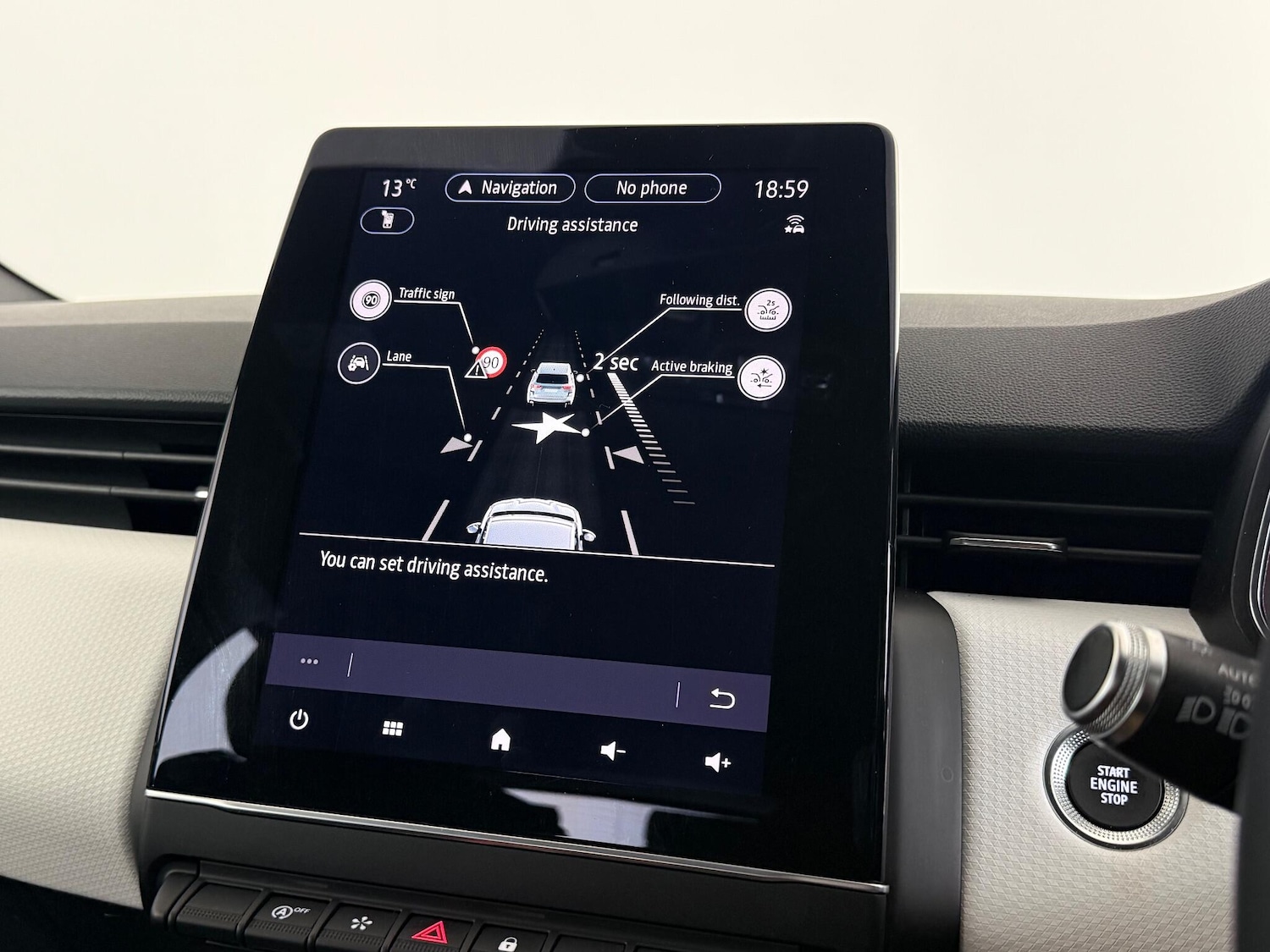 Used Renault Clio 2021 for sale - 76466836: Photo 31