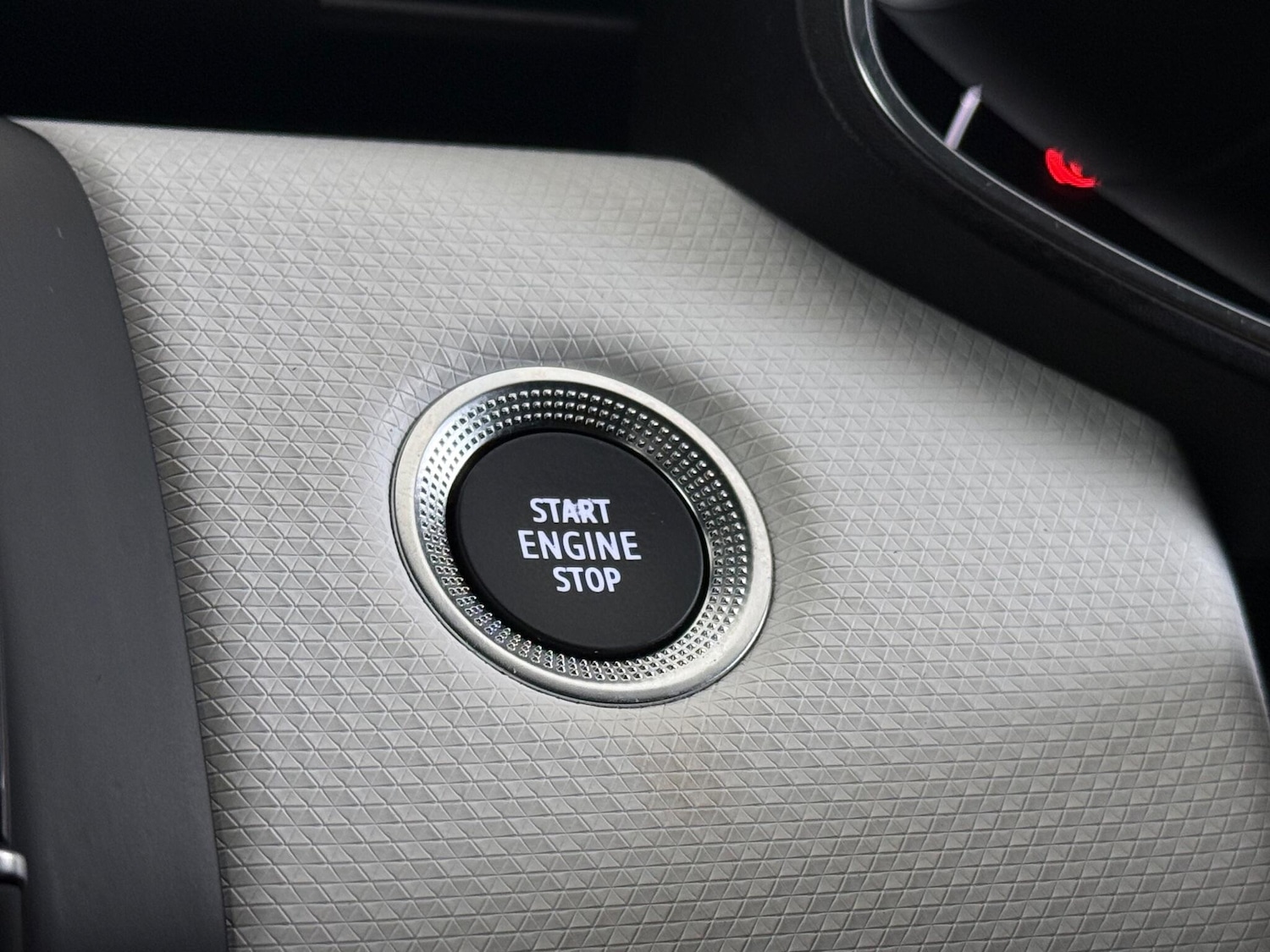 Used Renault Clio 2021 for sale - 76466836: Photo 42