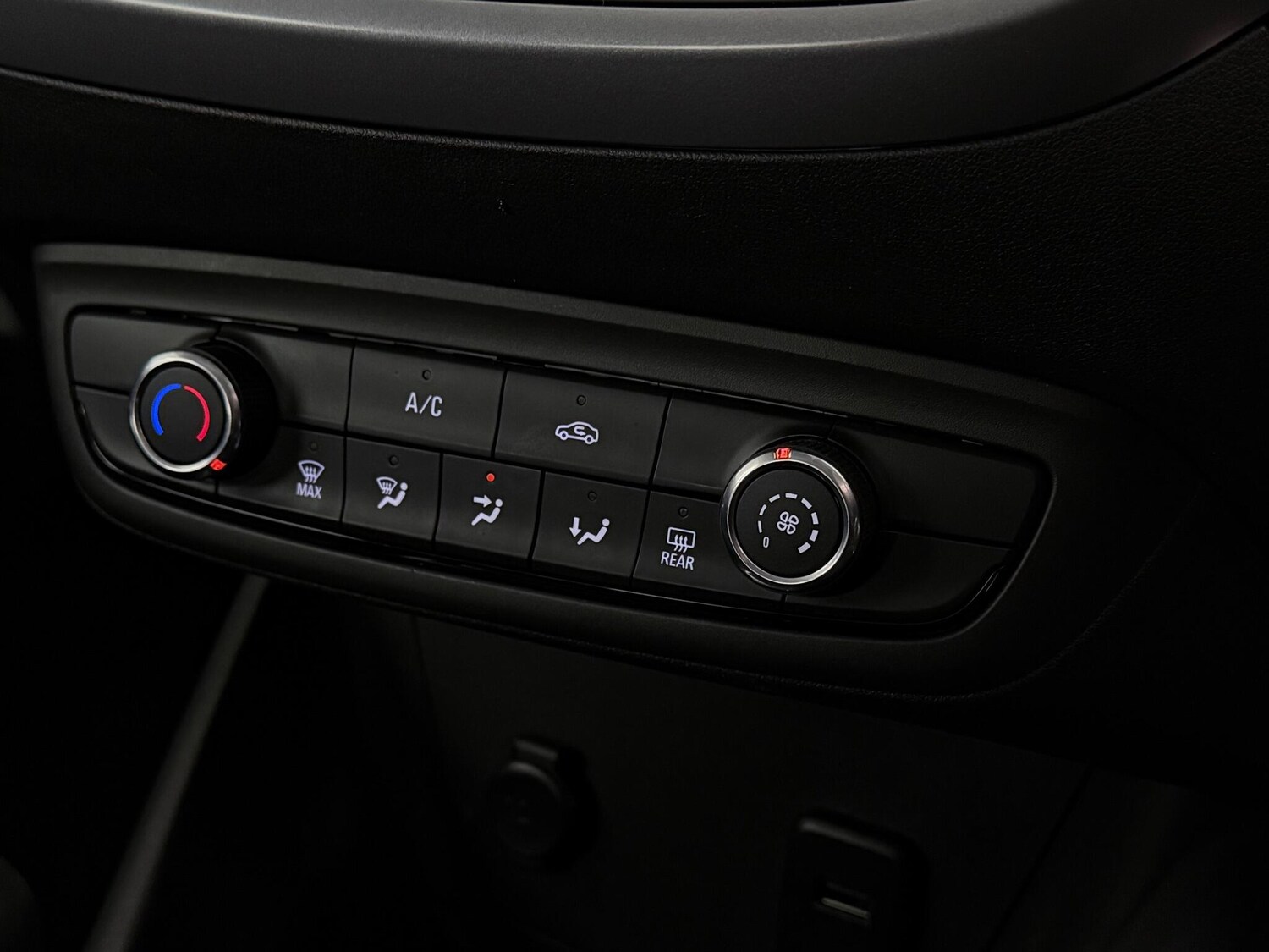 Used Vauxhall Crossland 2021 for sale - 77846244: Photo 25