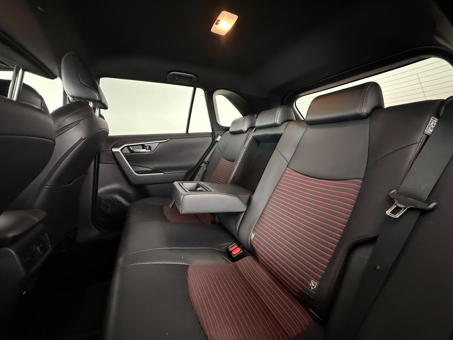 Used Toyota RAV4 2022 for sale - 77760548: Photo 15