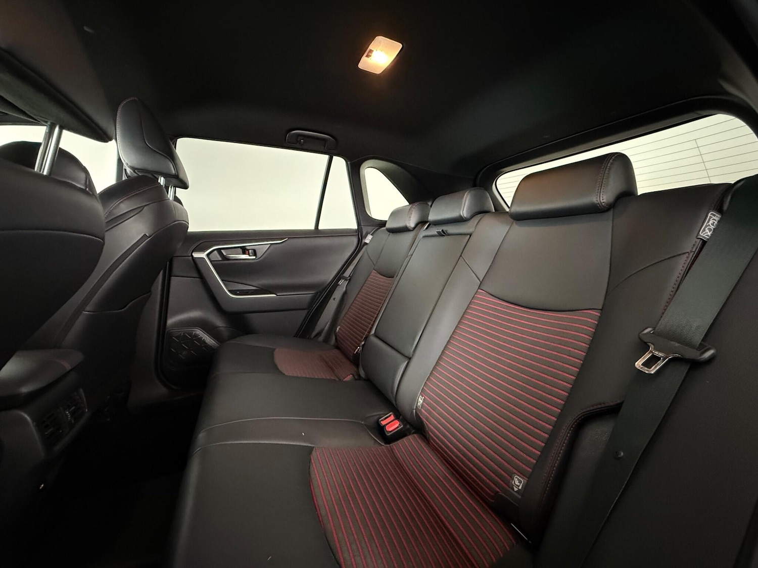 Used Toyota RAV4 2022 for sale - 77760548: Photo 16