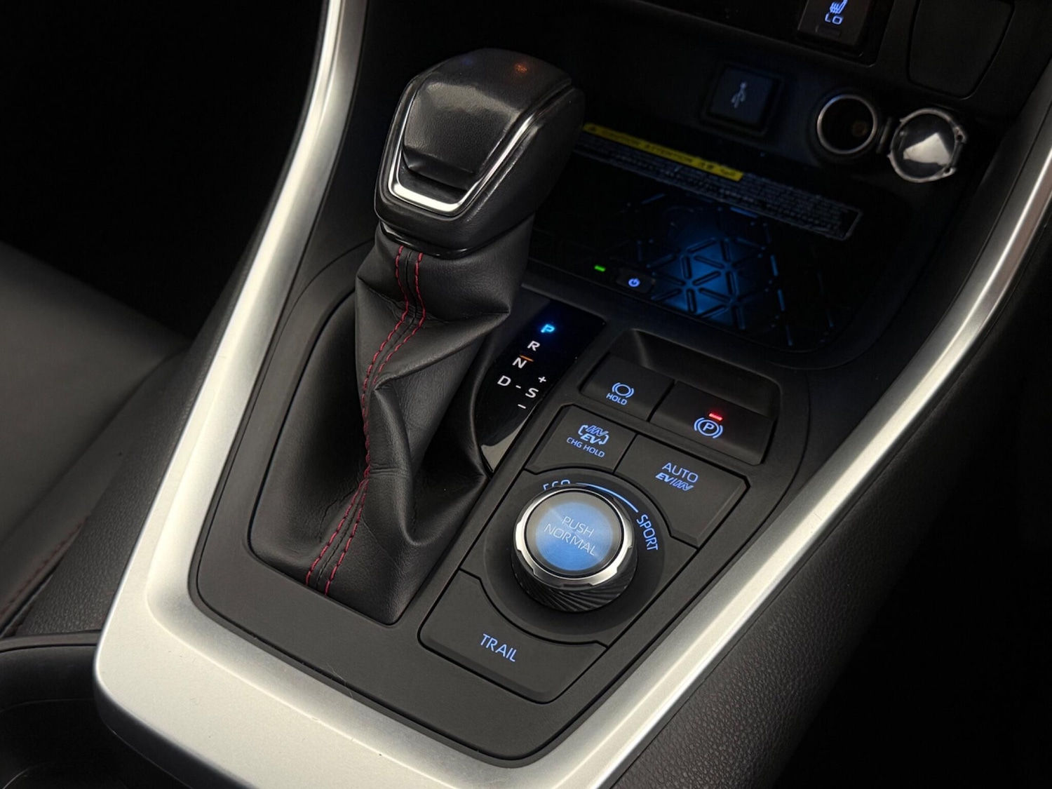 Used Toyota RAV4 2022 for sale - 77760548: Photo 23