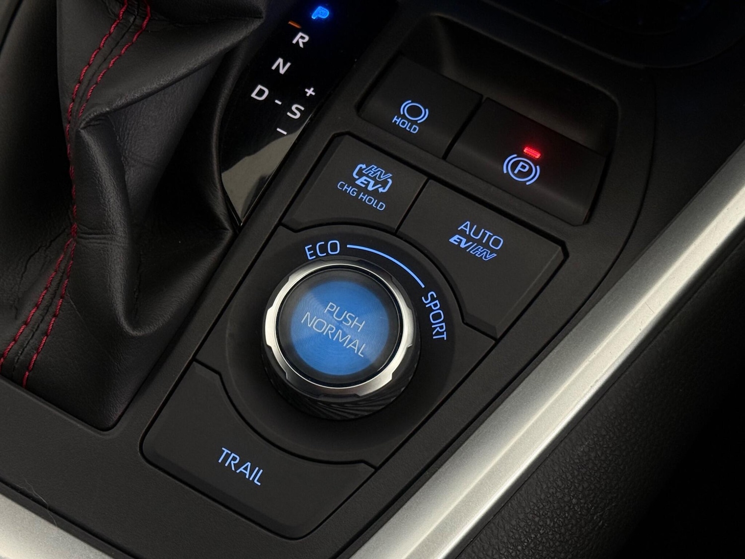 Used Toyota RAV4 2022 for sale - 77760548: Photo 24