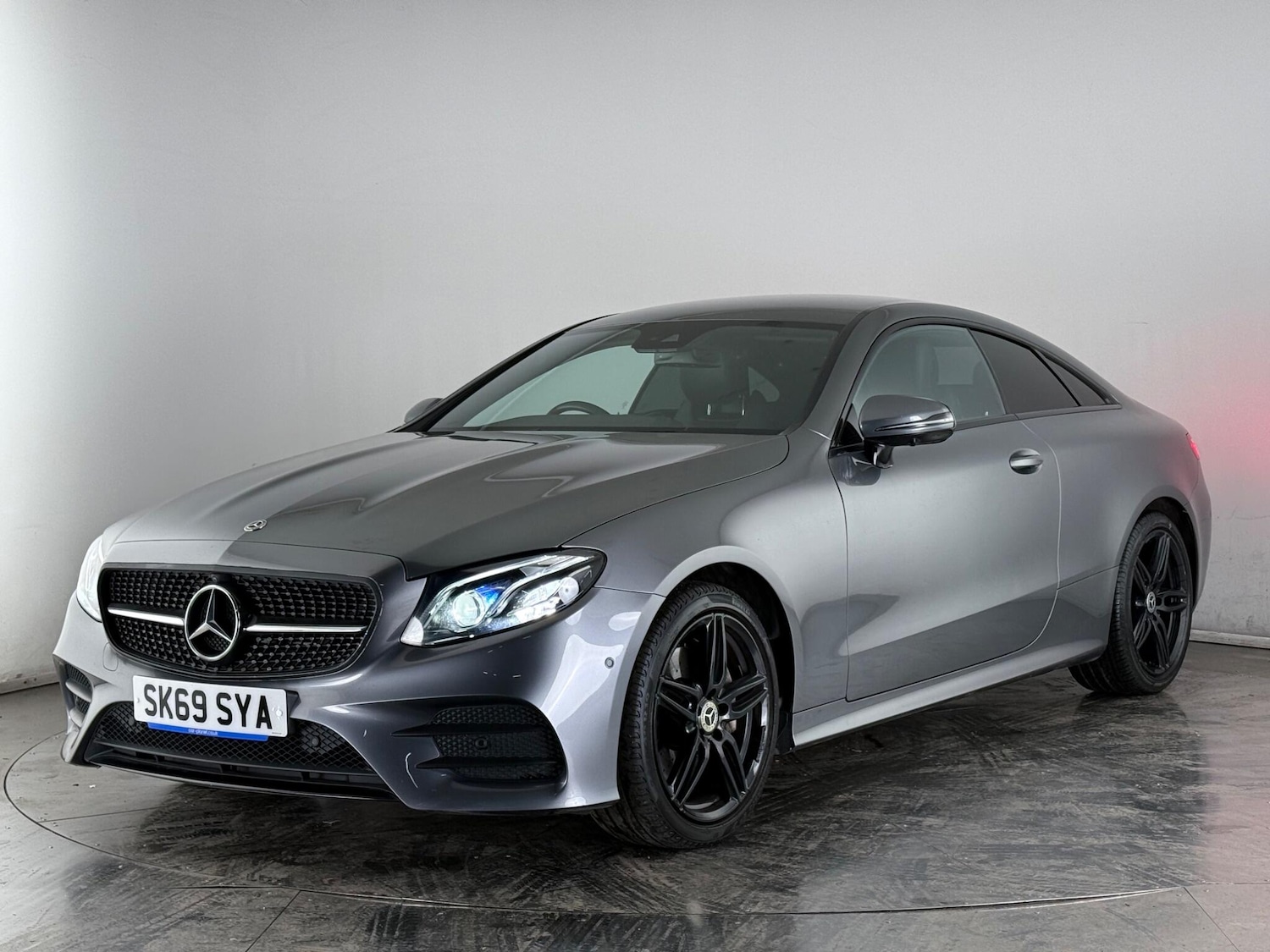 Used Mercedes-Benz E Class 2019 for sale - 78132069: Photo 3