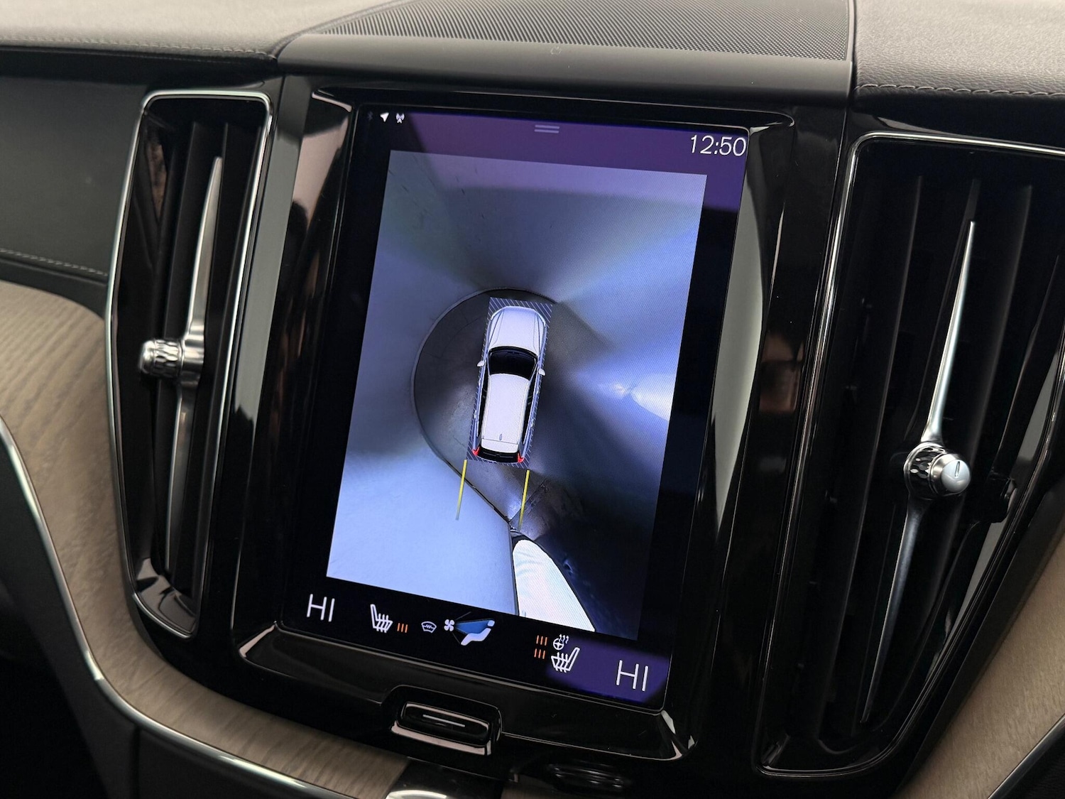 Used Volvo XC60 2021 for sale - 77182883: Photo 34