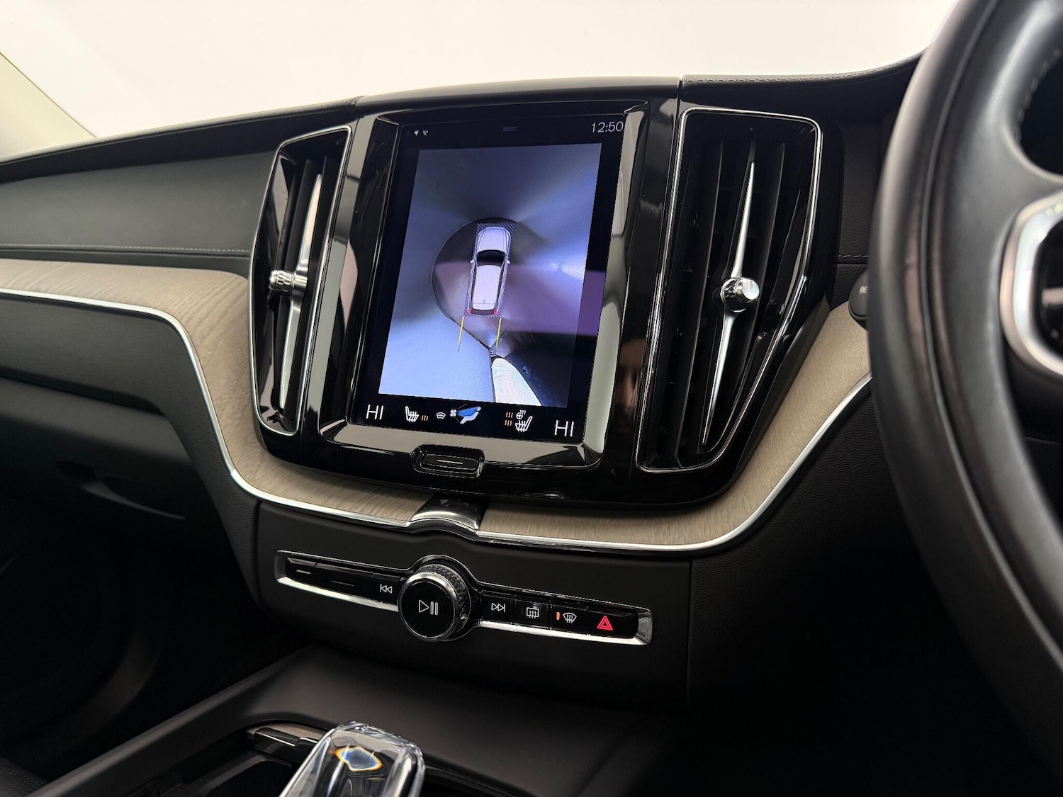 Used Volvo XC60 2021 for sale - 77182883: Photo 38