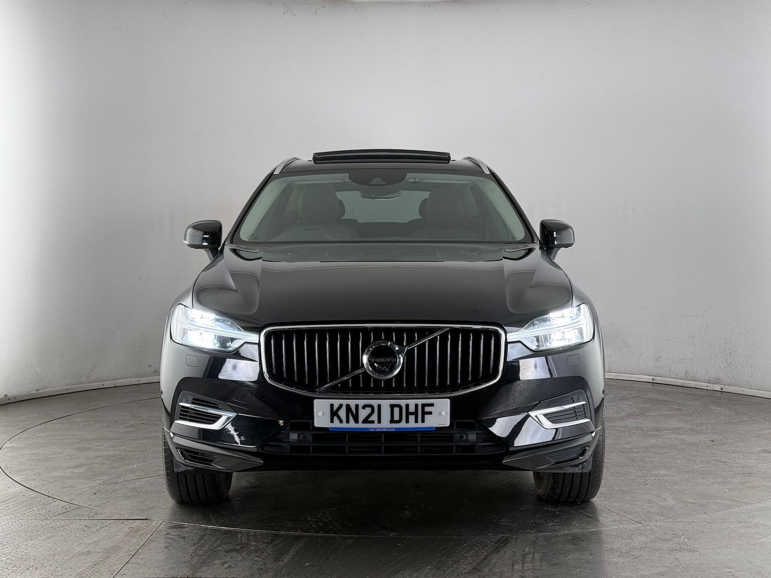 Used Volvo XC60 2021 for sale - 77182883: Photo 5