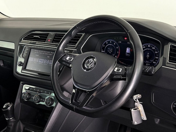 Used Volkswagen Tiguan 2016 for sale - 76105881: Photo 15