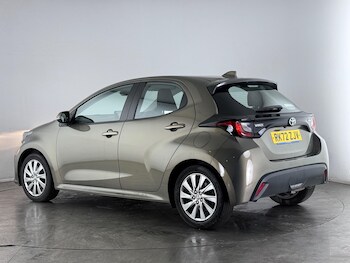 Used Toyota Yaris 2022 for sale - 77345815: Photo