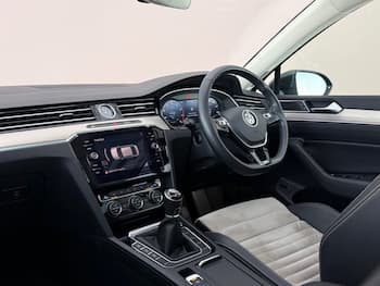 Used Volkswagen Passat 2017 for sale - 79622524: Photo