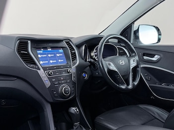 Used Hyundai Santa Fe 2016 for sale - 79184586: Photo