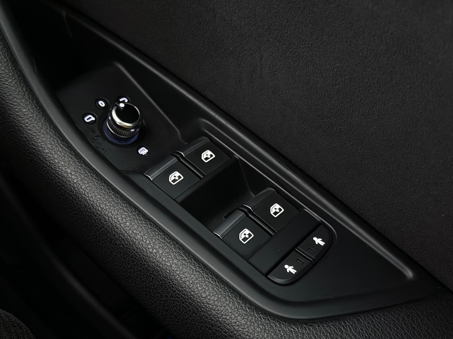 Used Audi A4 2017 for sale - 77074866: Photo 42