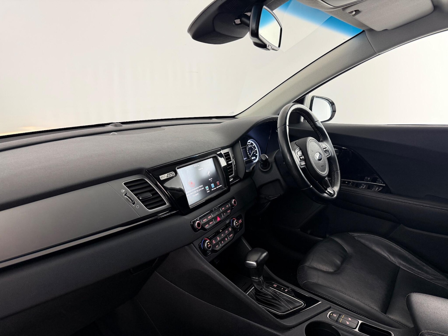 Used Kia Niro 2018 for sale - 76466696: Photo 17