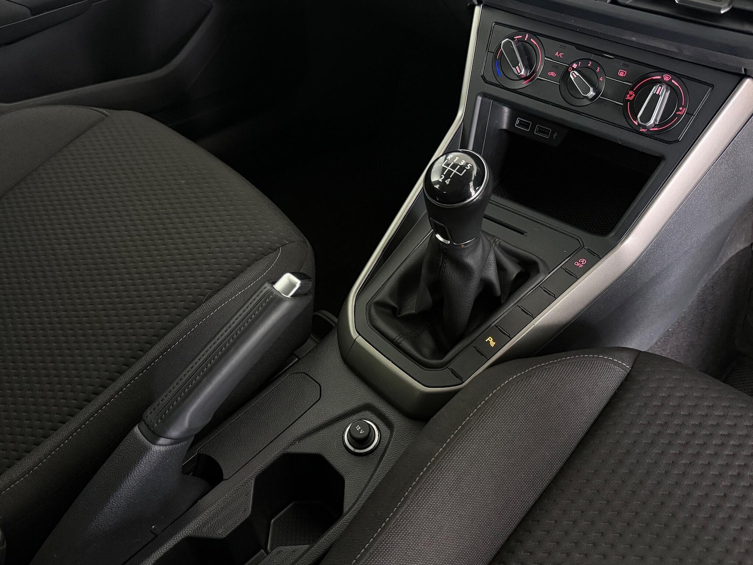 Used Volkswagen Polo 2020 for sale - 77260389: Photo 34