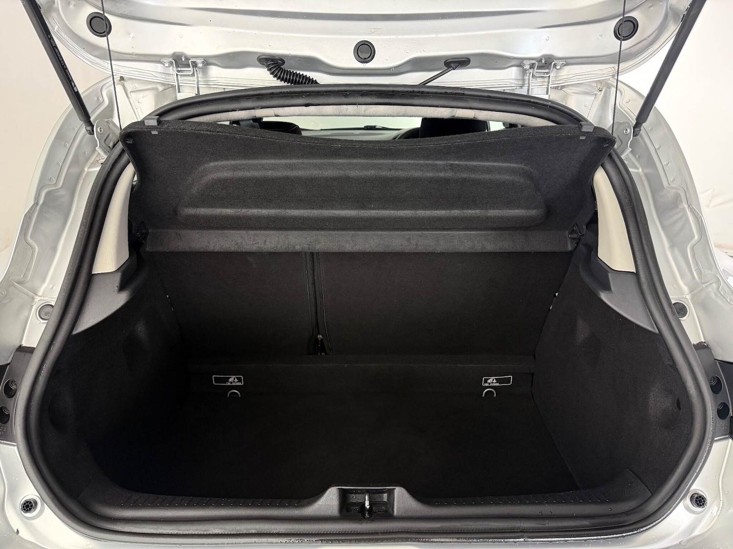 Used Renault Clio 2017 for sale - 76467252: Photo 13