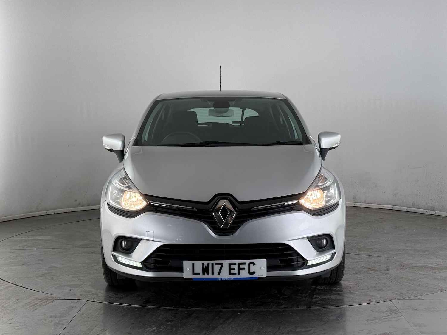 Used Renault Clio 2017 for sale - 76467252: Photo 7