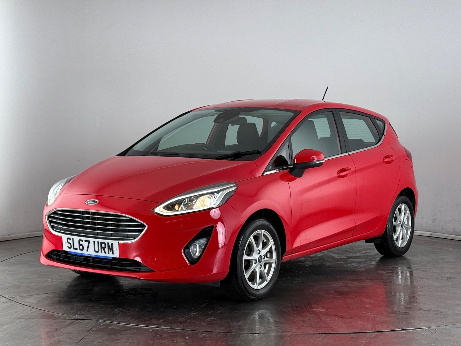 Used Ford Fiesta 2018 for sale - 77760537: Photo 3