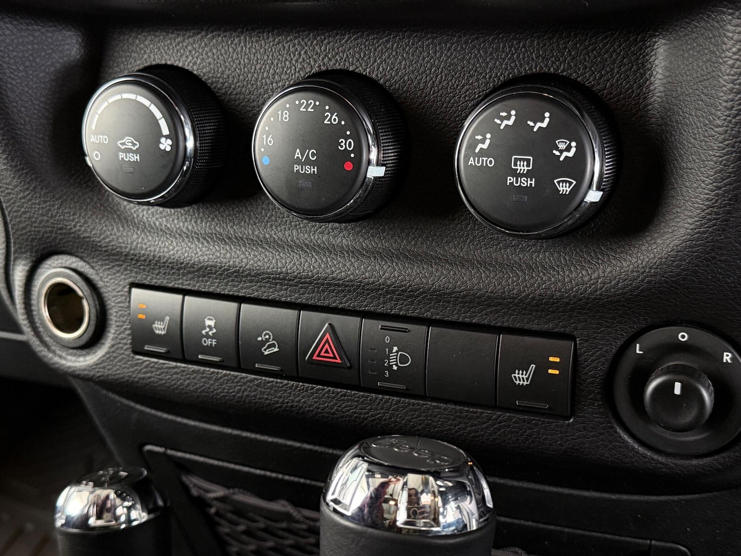 Used Jeep Wrangler 2018 for sale - 76467385: Photo 32