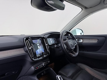 Used Volvo XC40 2019 for sale - 79374748: Photo