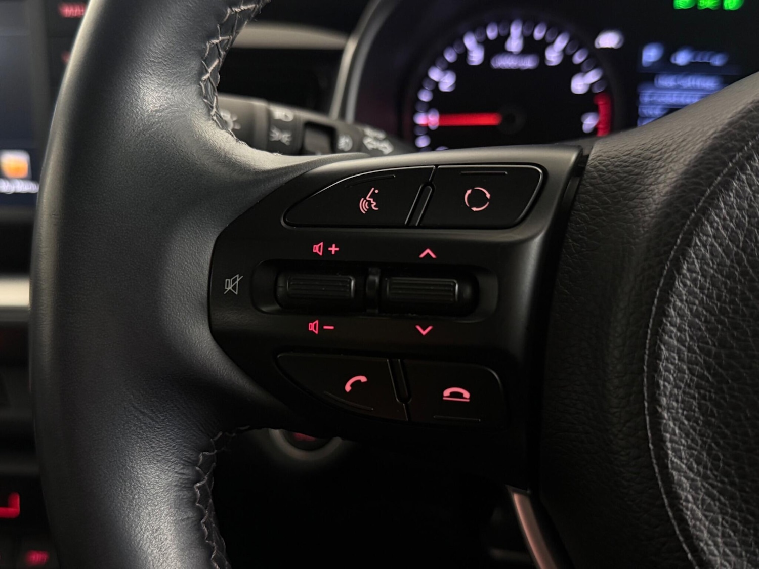 Used Kia Stonic 2020 for sale - 77387796: Photo 16